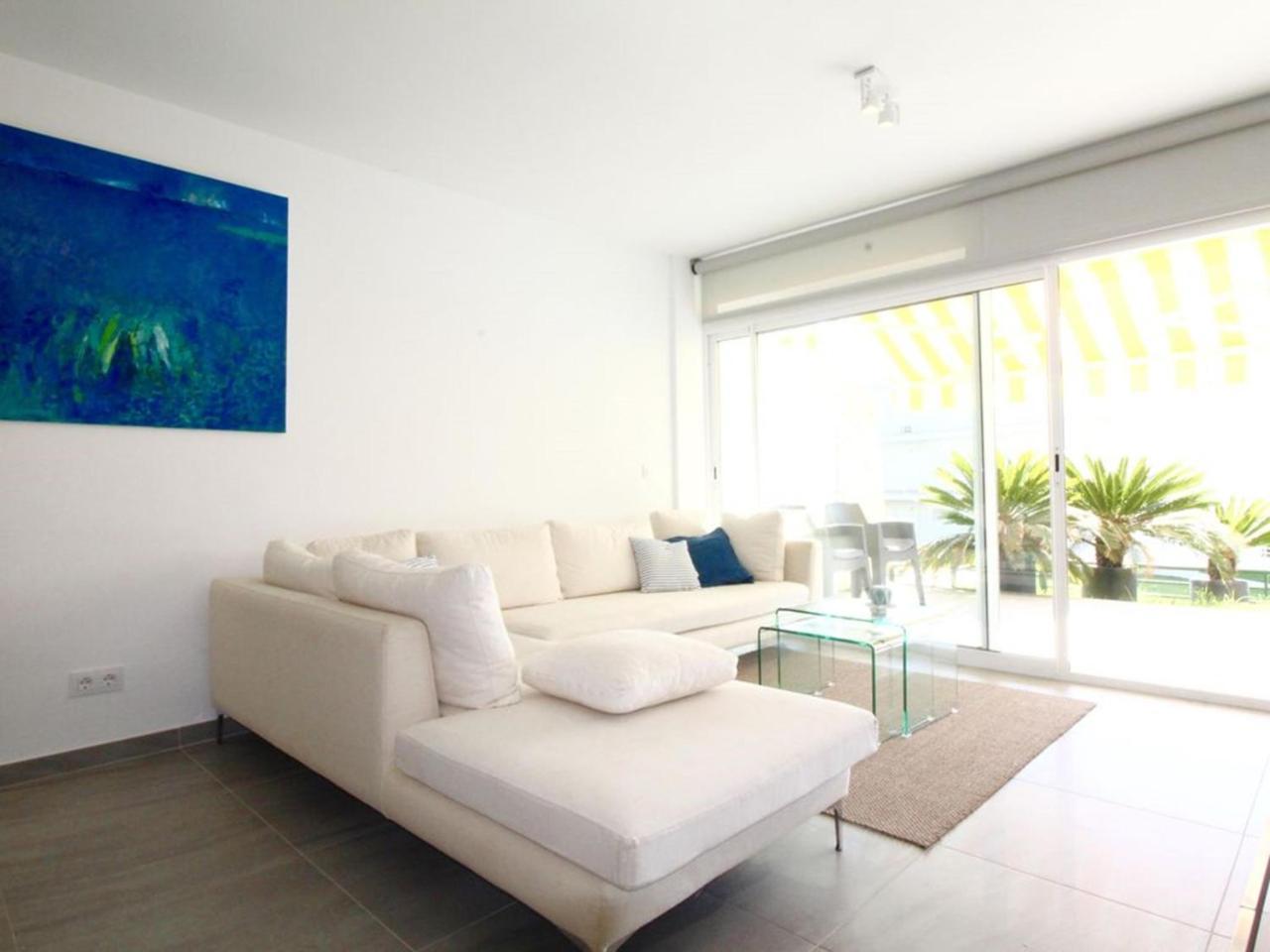 Global Immo 3327 Res Almadrava Apartment *